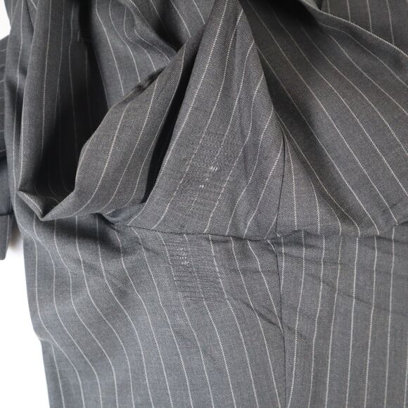 Charles Tyrwhitt 2 Piece Pinstriped Suit Men's 42L Pants 35x31 100% Wool Gray - Picture 2 of 16